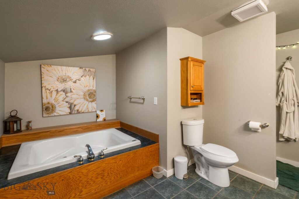 91 E Allison Avenue, Belgrade MT 59714