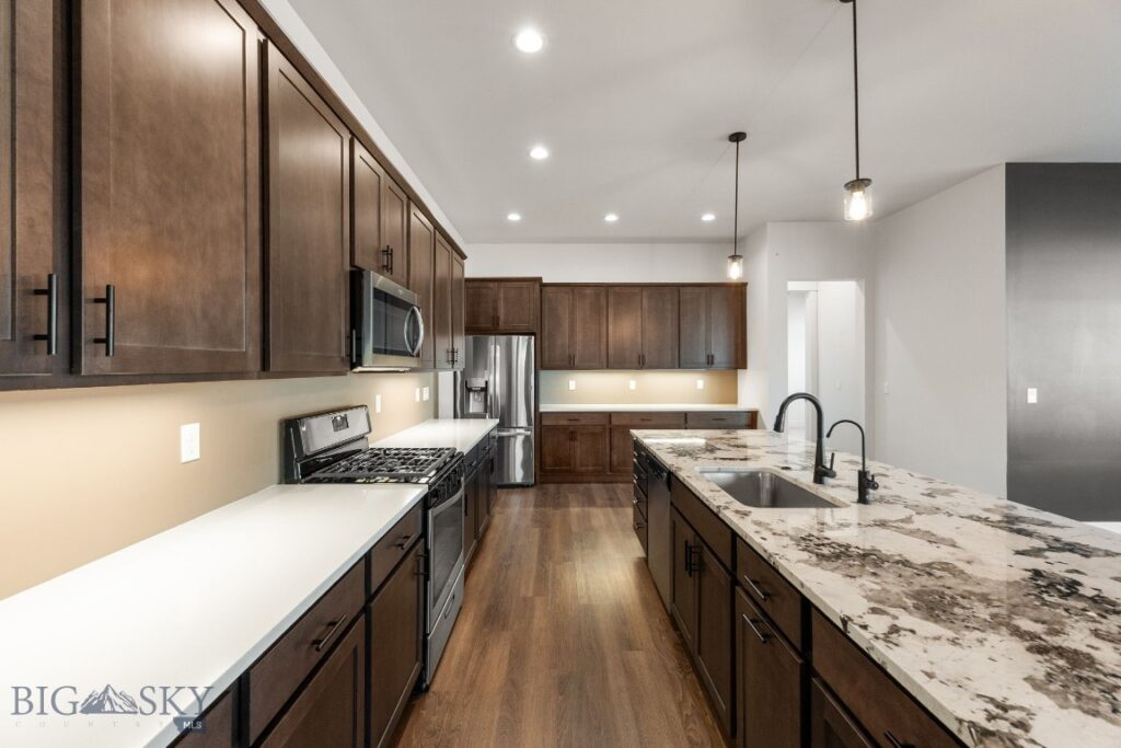 1609 Wyatt Earp, Belgrade MT 59714