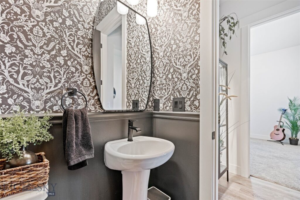 1711 Wyatt Earp Court, Belgrade MT 59714