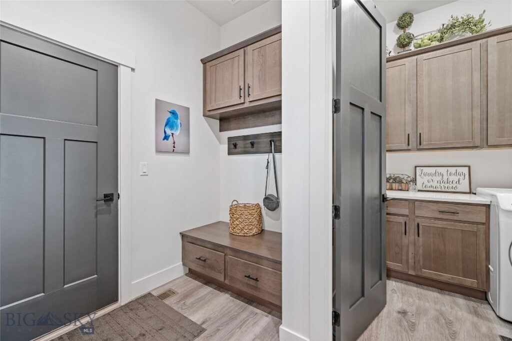 1711 Wyatt Earp Court, Belgrade MT 59714