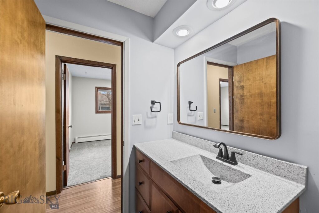 526 N 10th, Bozeman MT 59715