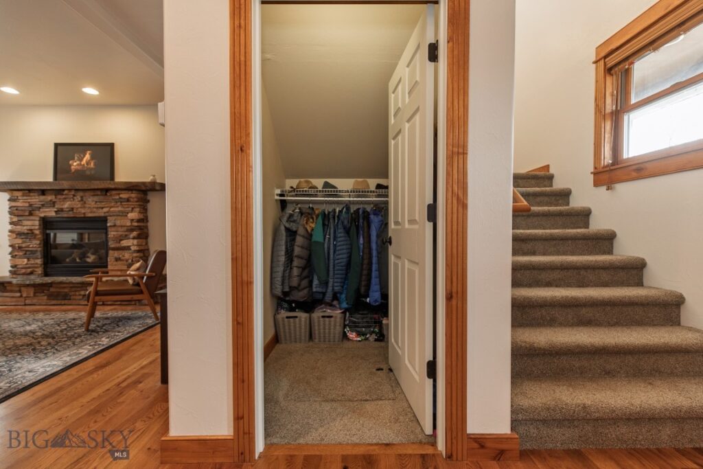 3988 Bosal Street, Bozeman MT 59718