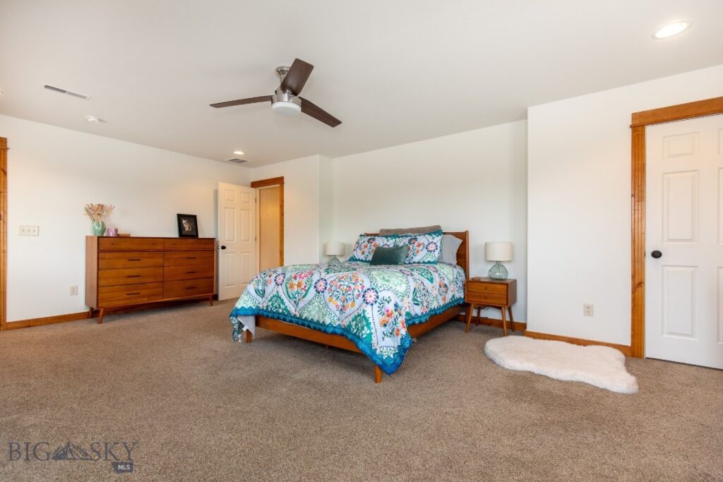 3988 Bosal Street, Bozeman MT 59718