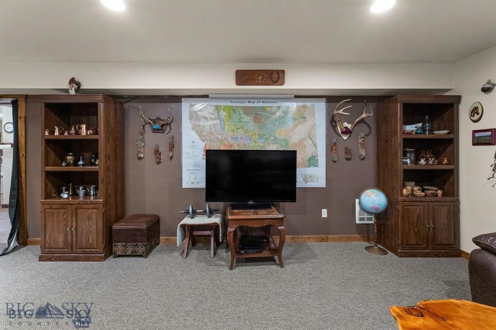 702 Nebula Street, Livingston MT 59047