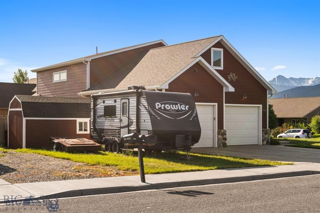 702 Nebula Street, Livingston MT 59047
