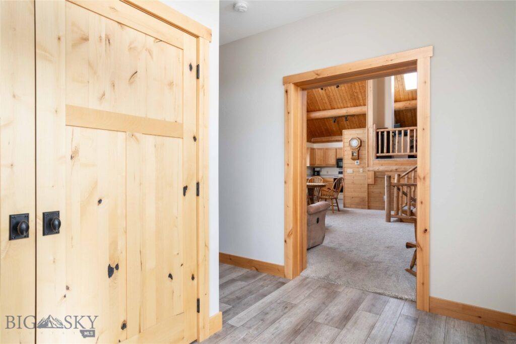 220 Cayuse Trail, Bozeman MT 59718