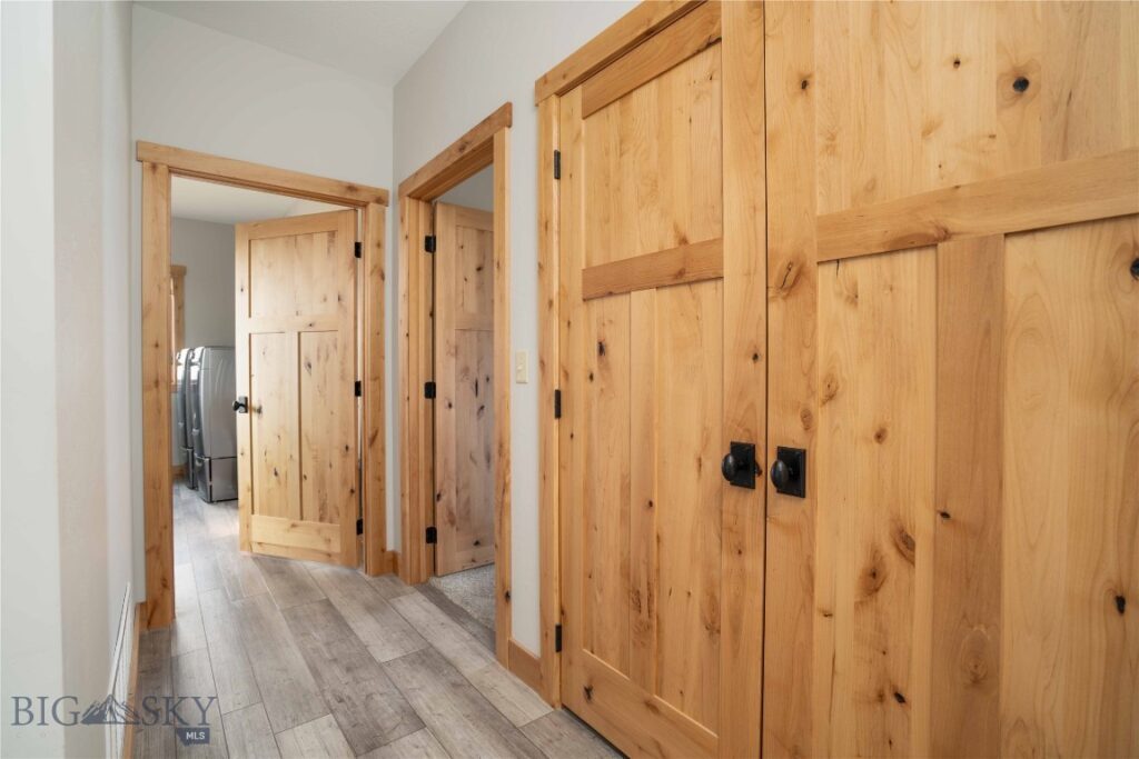 220 Cayuse Trail, Bozeman MT 59718