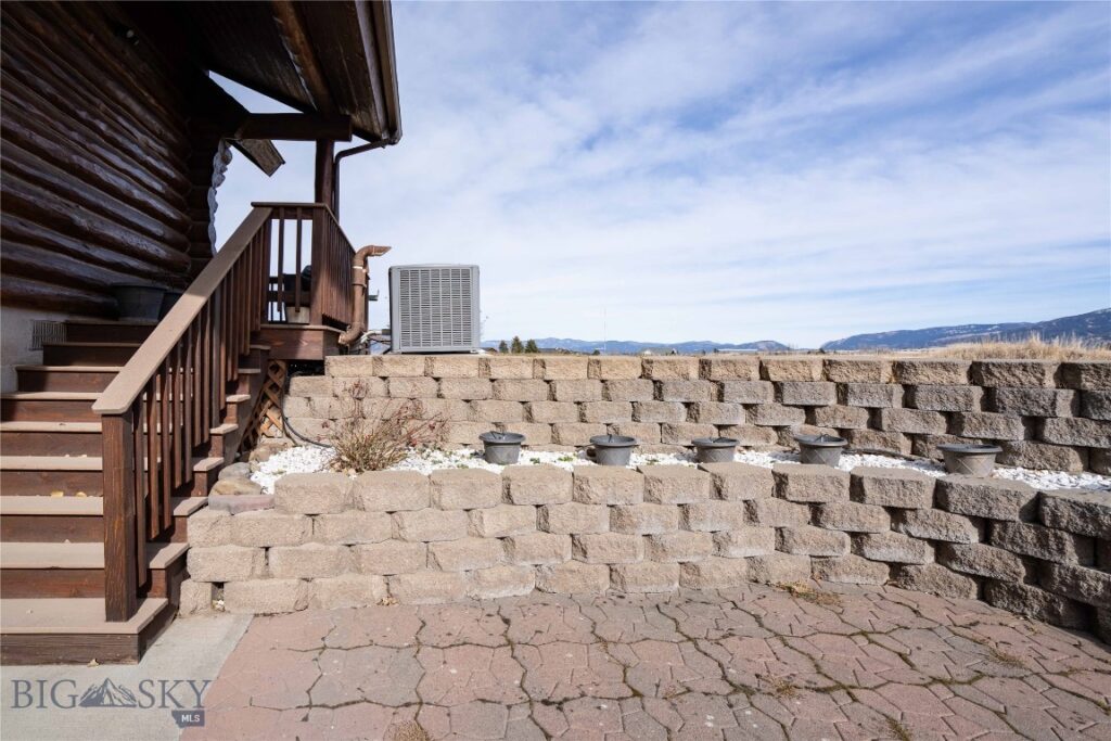 220 Cayuse Trail, Bozeman MT 59718