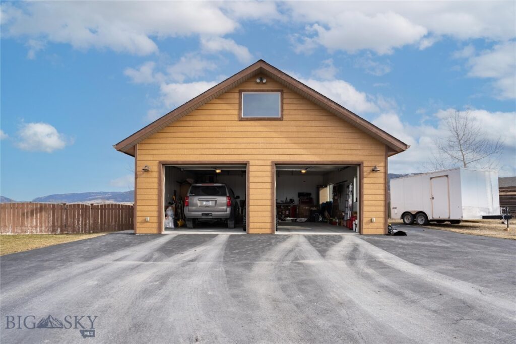 220 Cayuse Trail, Bozeman MT 59718