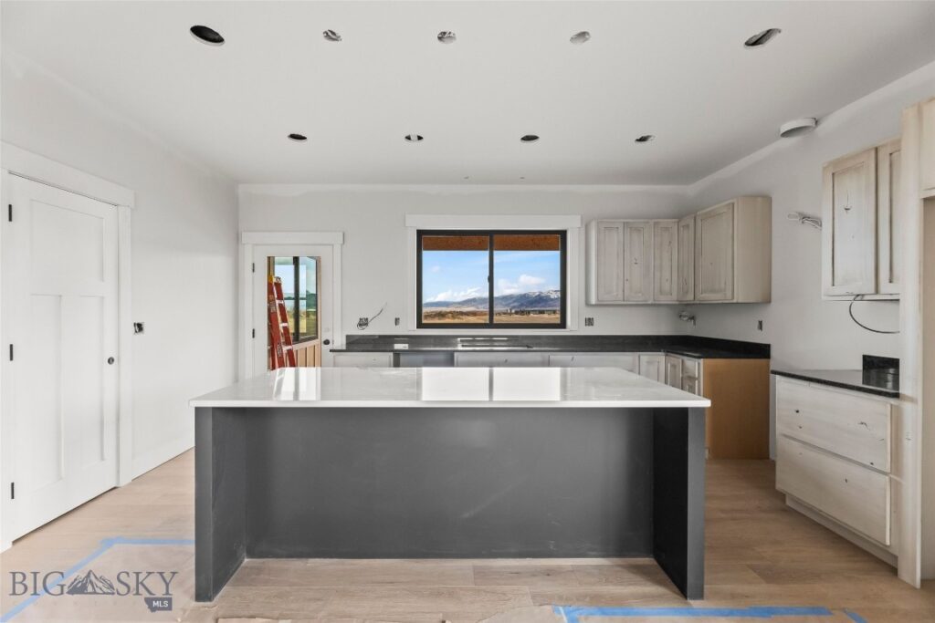 1521 Cambridge Drive, Bozeman MT 59715