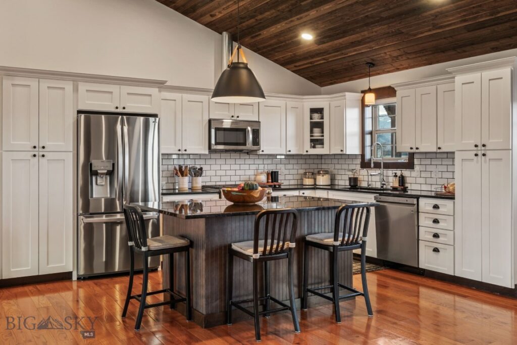 27 Obsidian Lane, Livingston MT 59047