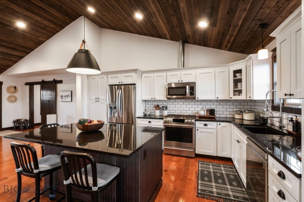 27 Obsidian Lane, Livingston MT 59047