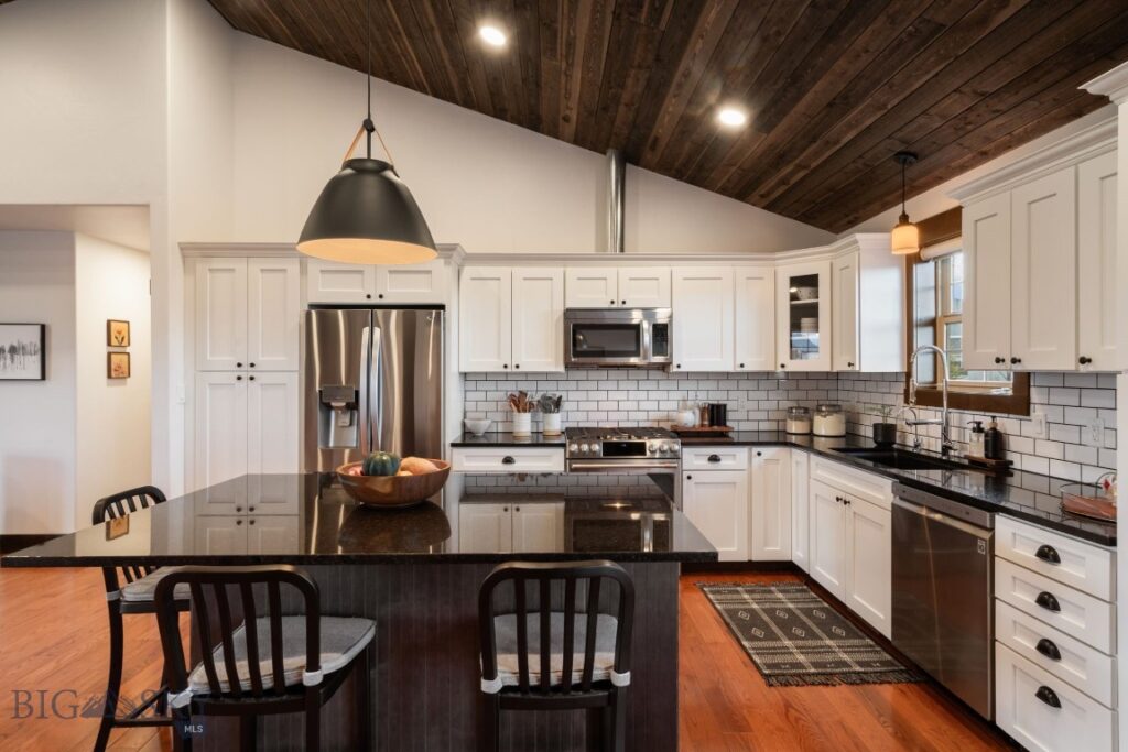 27 Obsidian Lane, Livingston MT 59047