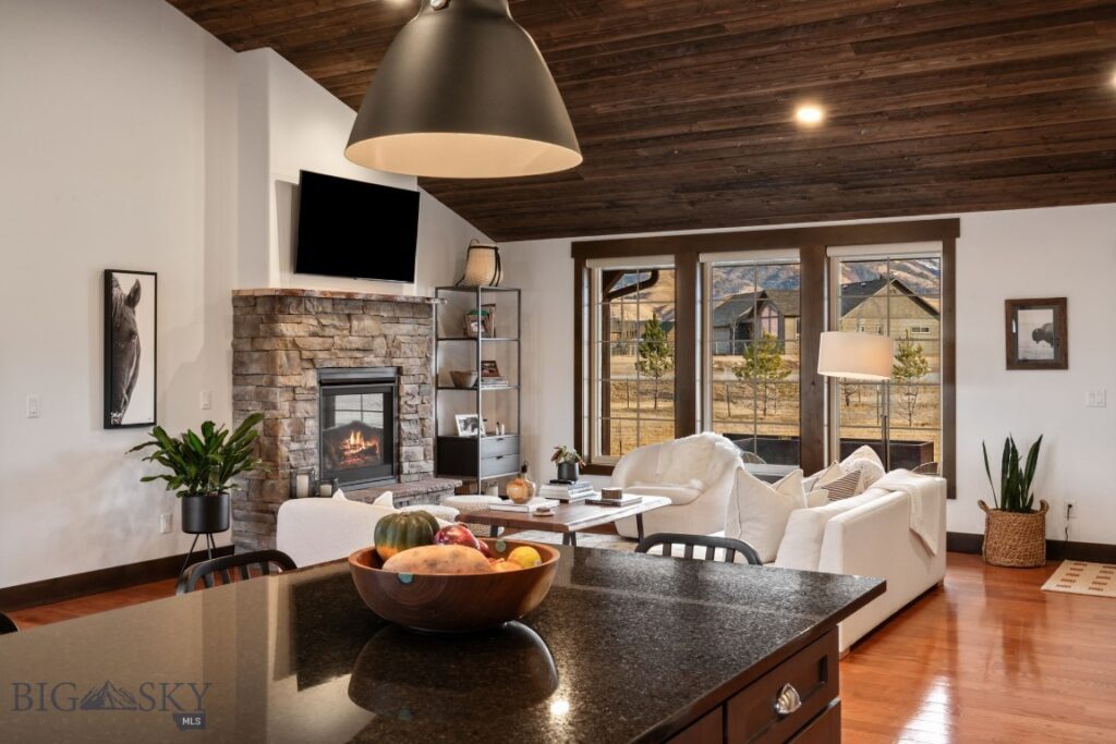 27 Obsidian Lane, Livingston MT 59047