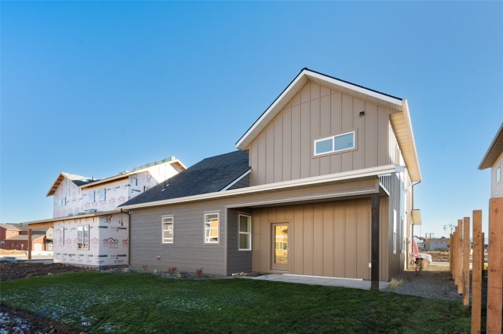 809 Spaniel Way, Belgrade MT 59714