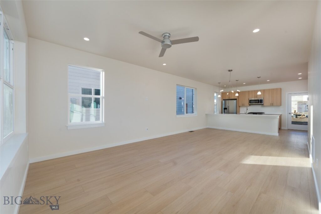 809 Spaniel Way, Belgrade MT 59714