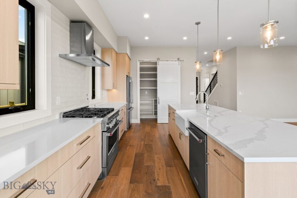 141 Creekbank Loop, Bozeman MT 59718