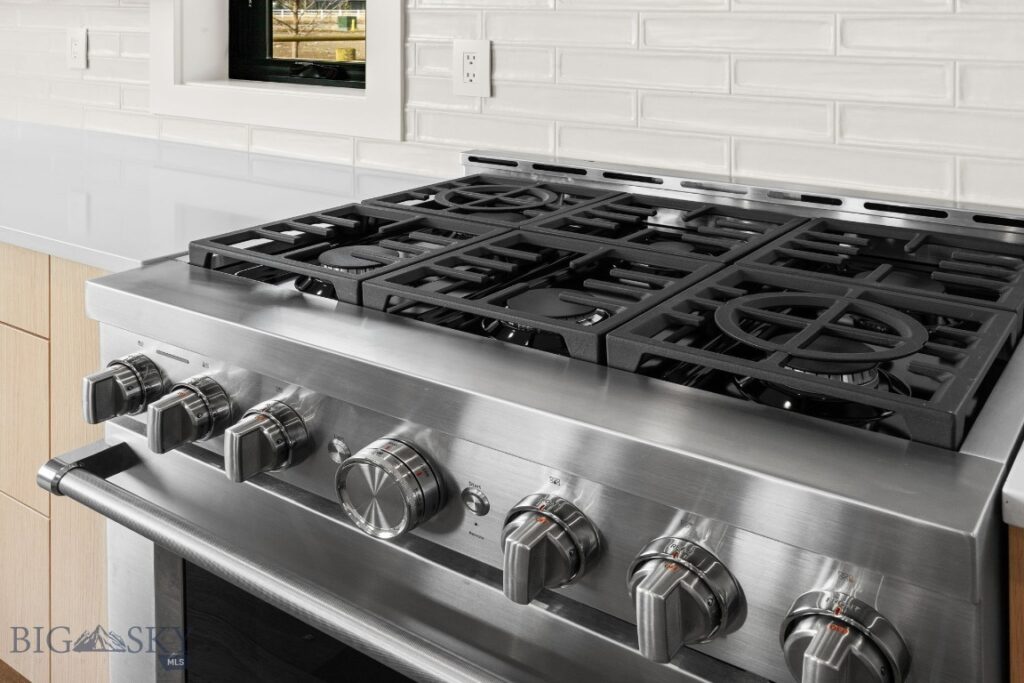 141 Creekbank Loop, Bozeman MT 59718