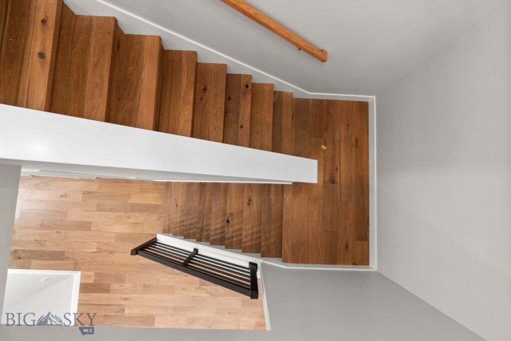 141 Creekbank Loop, Bozeman MT 59718