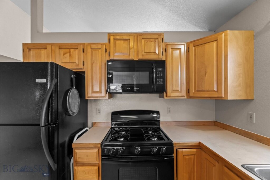 113 10th Street, Belgrade MT 59714