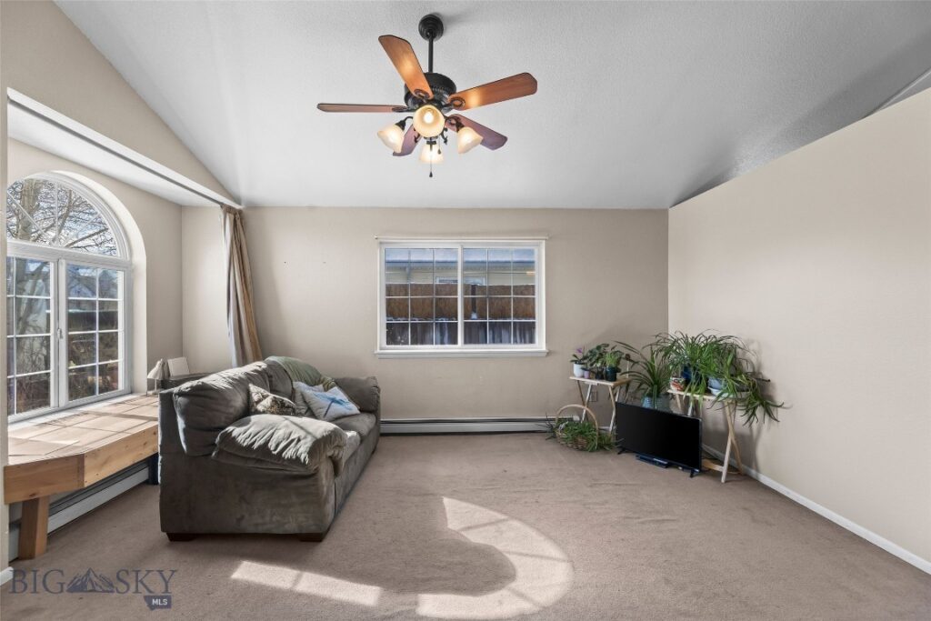 113 10th Street, Belgrade MT 59714