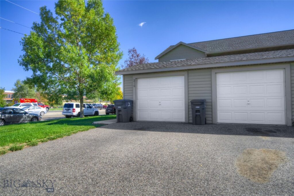 216 Show Place, Belgrade MT 59714