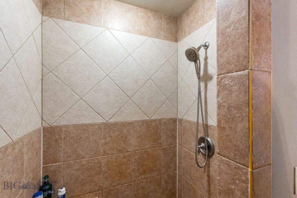 2272 Gallatin Green, Bozeman MT 59718