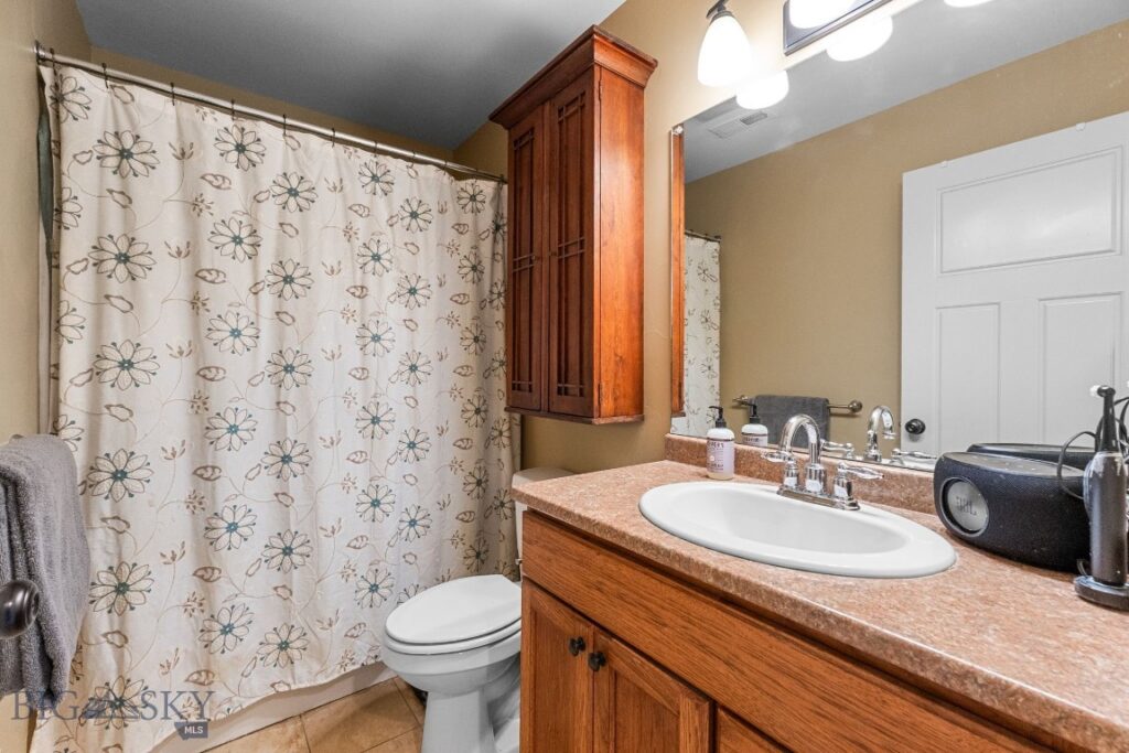 2272 Gallatin Green, Bozeman MT 59718