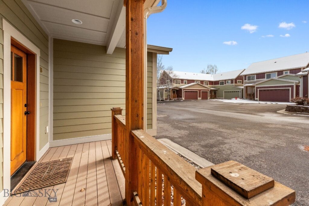 2272 Gallatin Green, Bozeman MT 59718