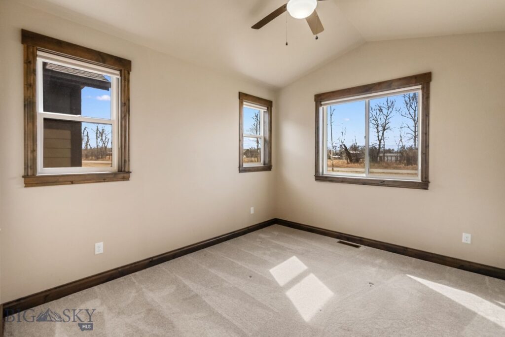 91 Croft Farms Road, Belgrade MT 59714