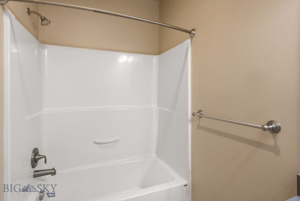 91 Croft Farms Road, Belgrade MT 59714