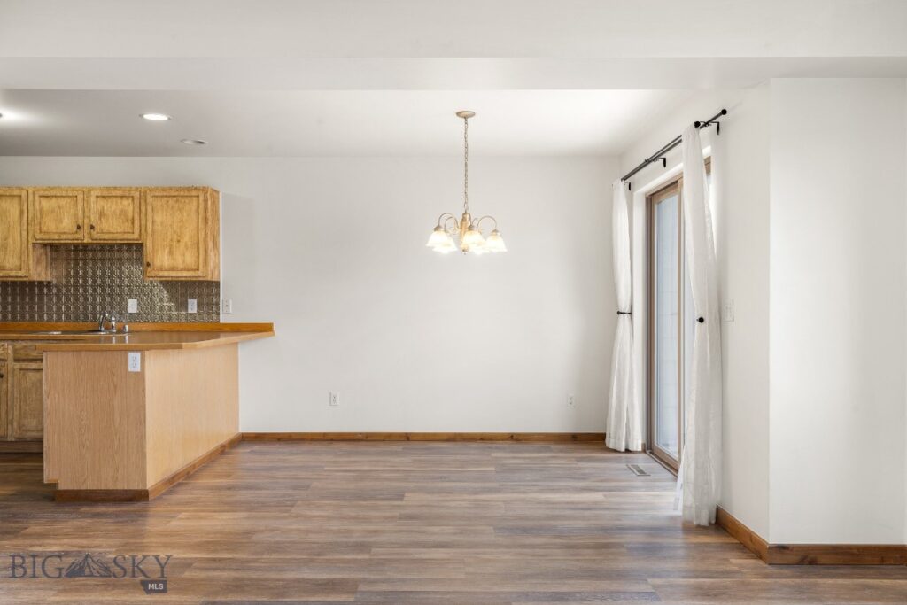 4076 Broadwater Street, Bozeman MT 59718