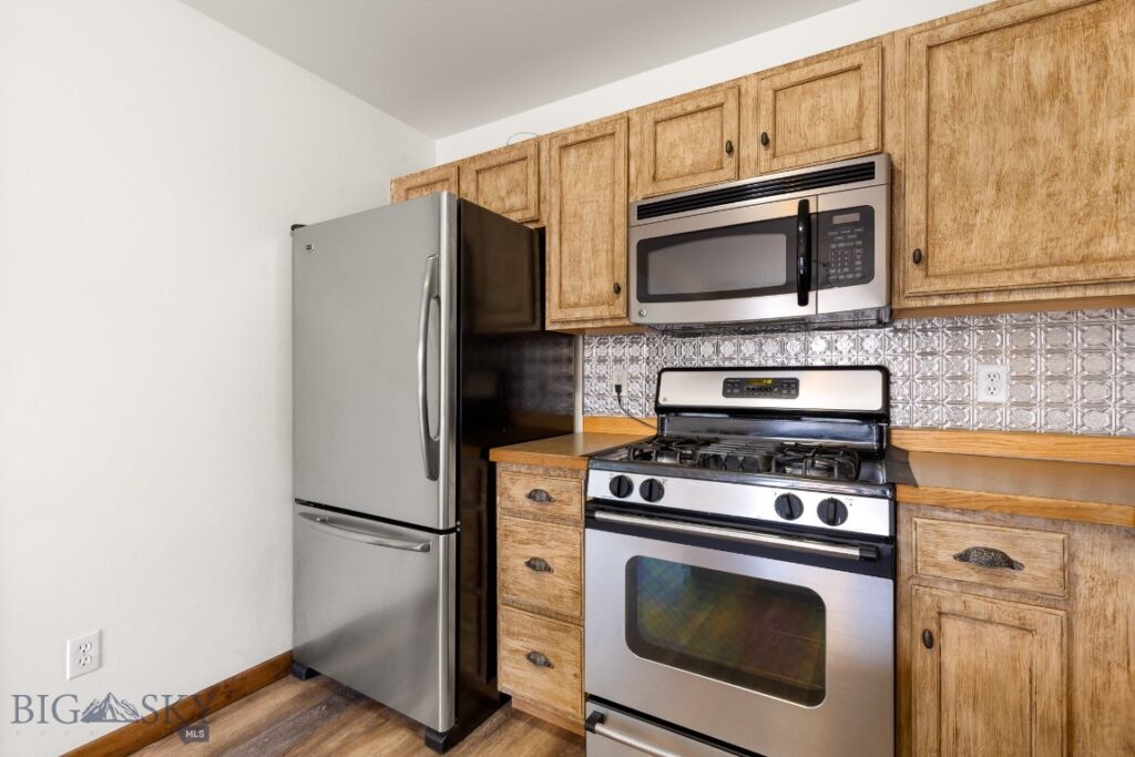 4076 Broadwater Street, Bozeman MT 59718