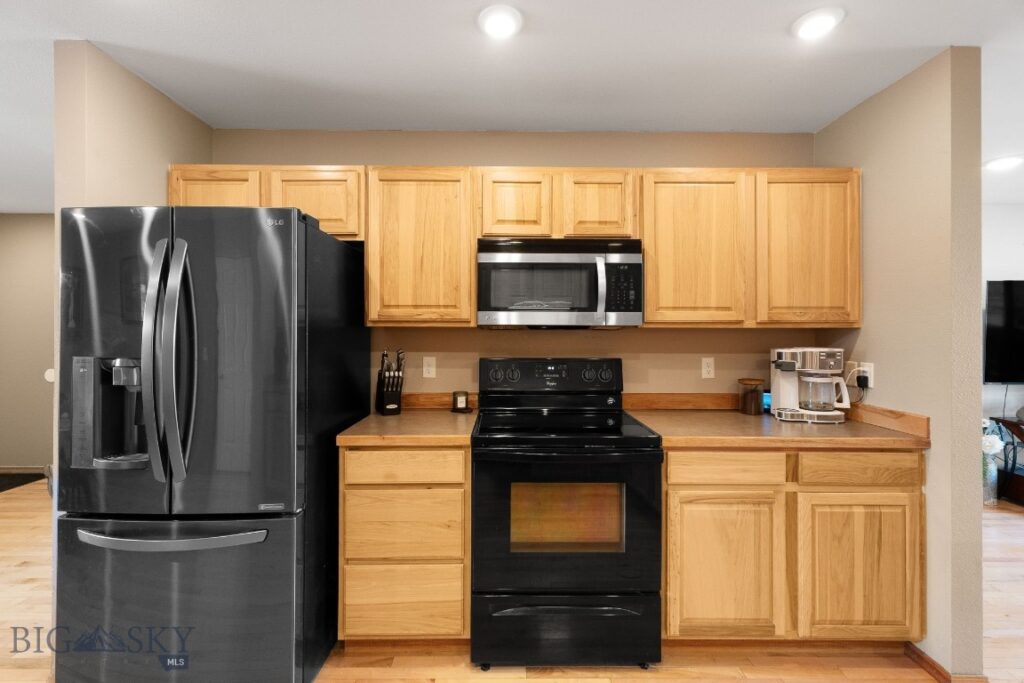 659 Green Tree, Belgrade MT 59714