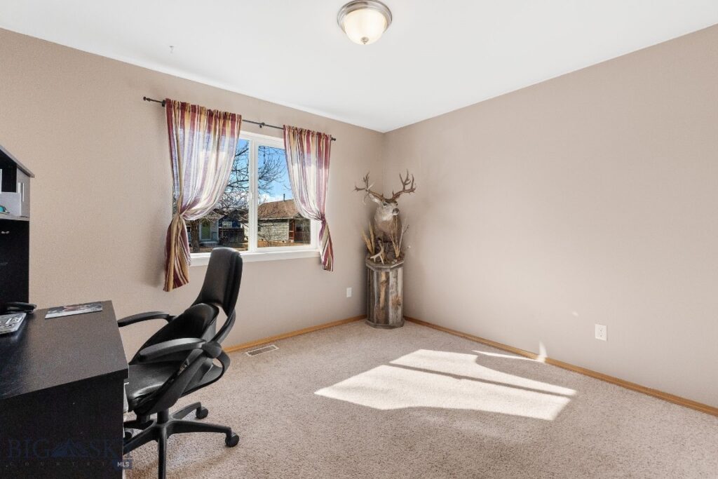 659 Green Tree, Belgrade MT 59714