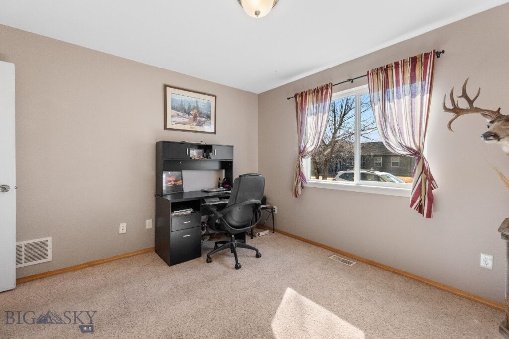 659 Green Tree, Belgrade MT 59714