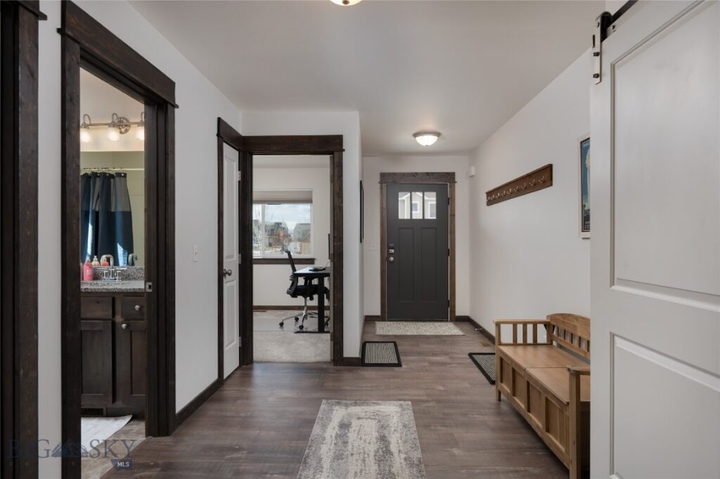 300 Crockett Way, Belgrade MT 59714