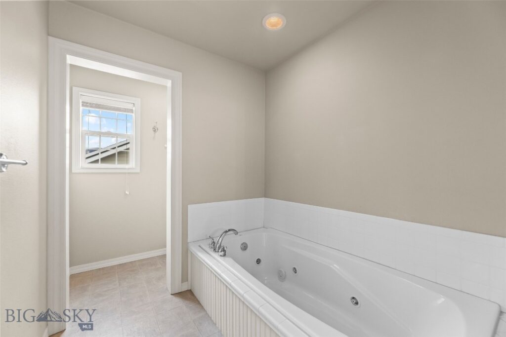 703 Pleiades Place, Livingston MT 59047