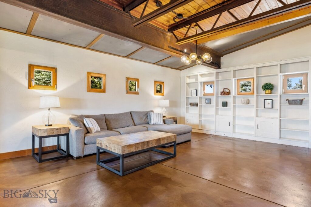 2449 Turkey Red Lane, Bozeman MT 59715