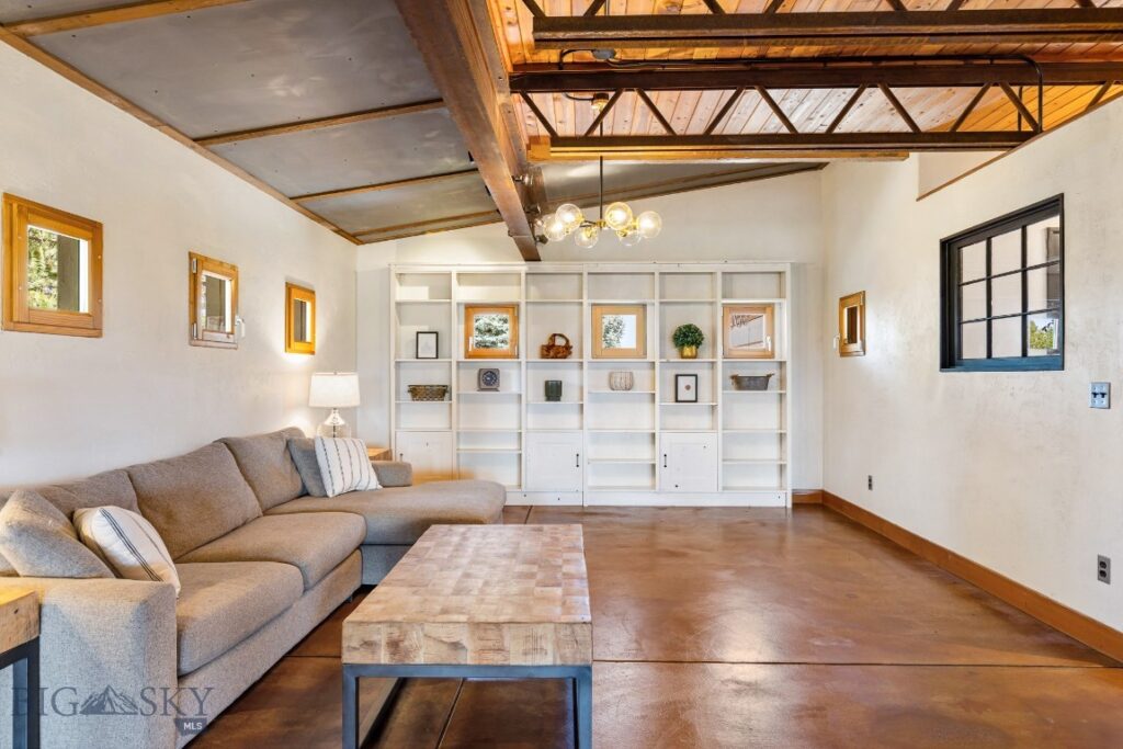 2449 Turkey Red Lane, Bozeman MT 59715