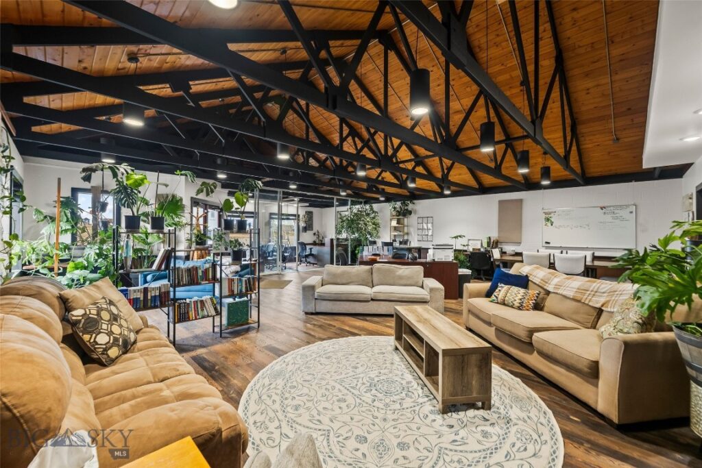 2000 N 7th Avenue, Bozeman MT 59715