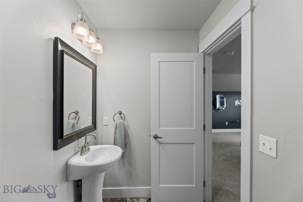 1201 Sweetgrass Lane, Livingston MT 59047