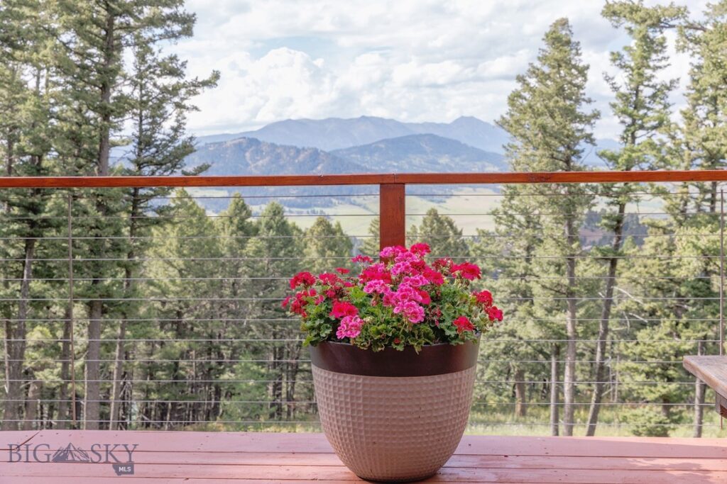 100 Peacemaker Road, Bozeman MT 59715