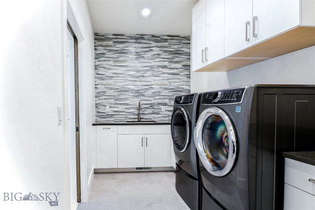 794 Naya Nuki Drive, Bozeman MT 59715