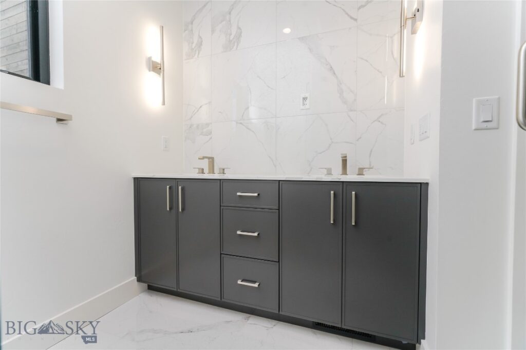 794 Naya Nuki Drive, Bozeman MT 59715