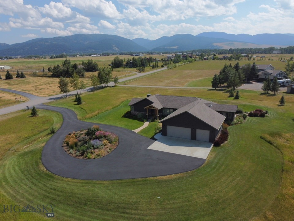 31 Cayuse Trail, Bozeman MT 59718