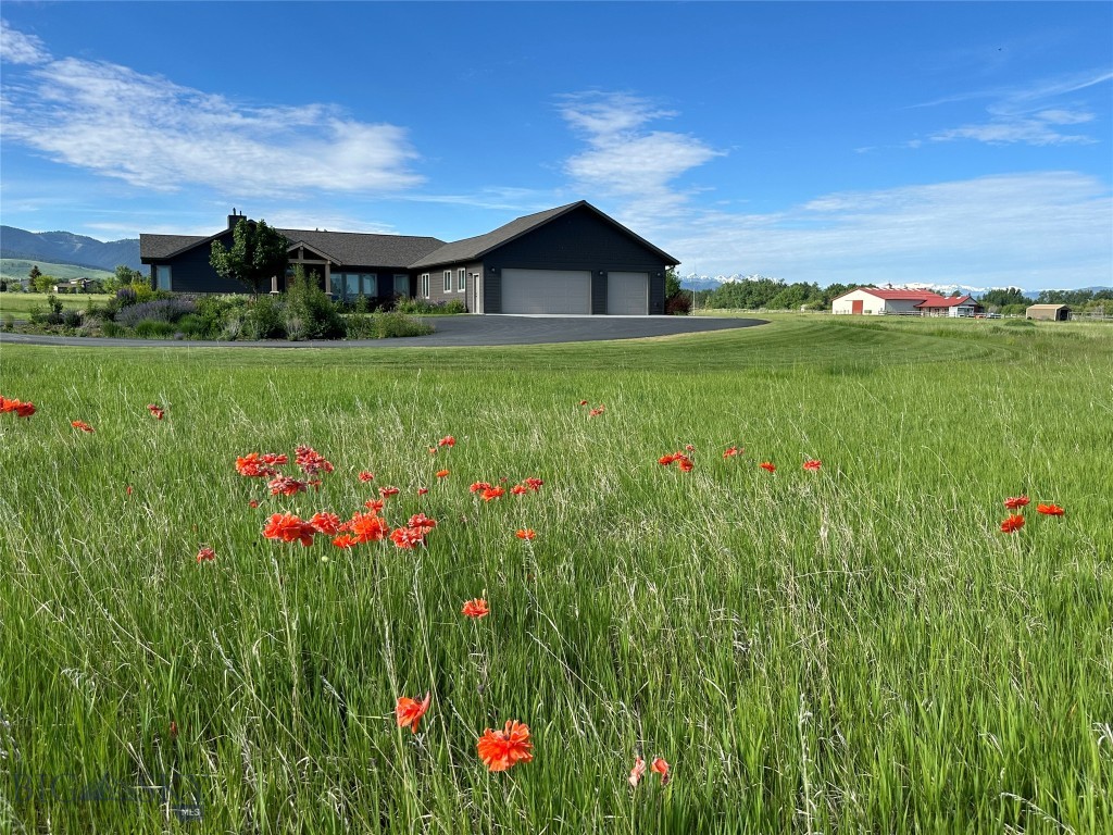 31 Cayuse Trail, Bozeman MT 59718