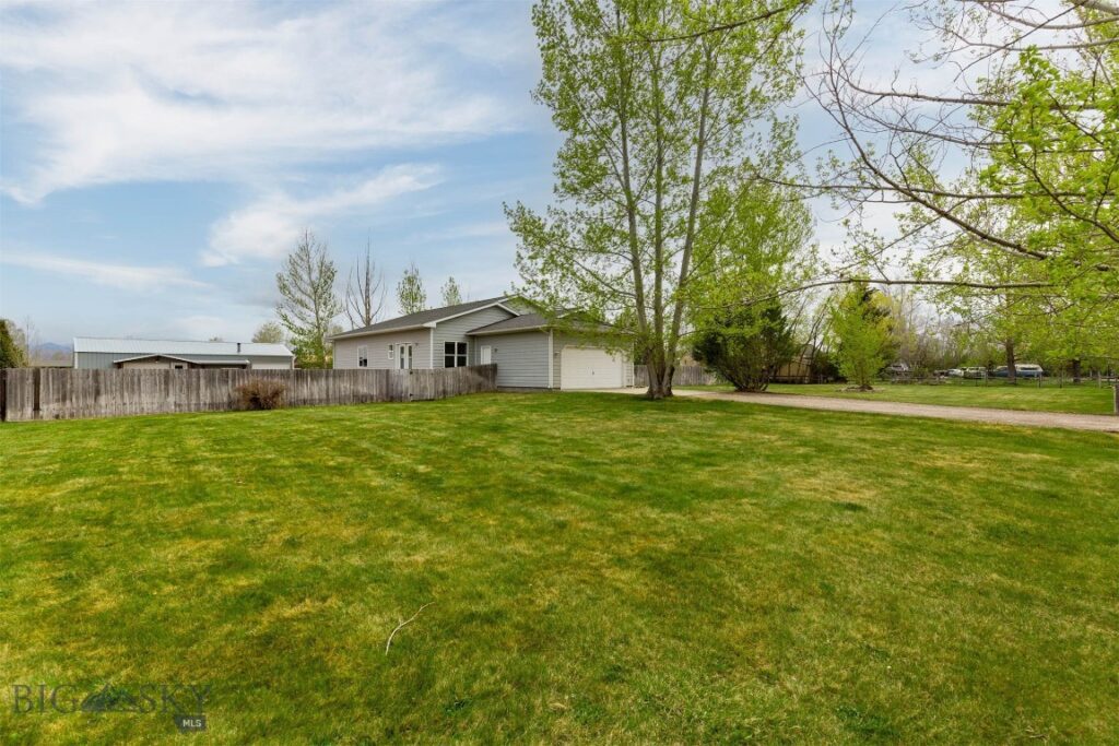 2525 Shatto Drive, Belgrade MT 59714