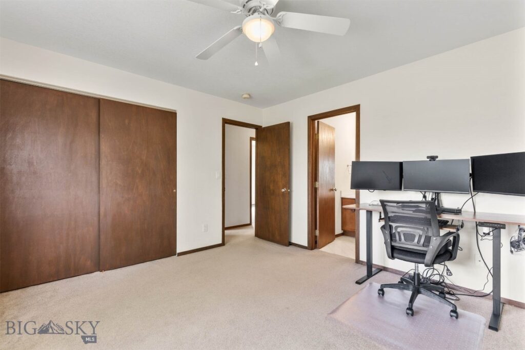 2525 Shatto Drive, Belgrade MT 59714