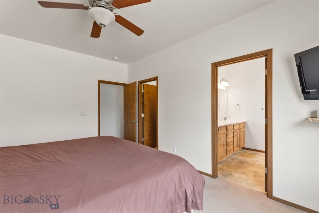 2525 Shatto Drive, Belgrade MT 59714